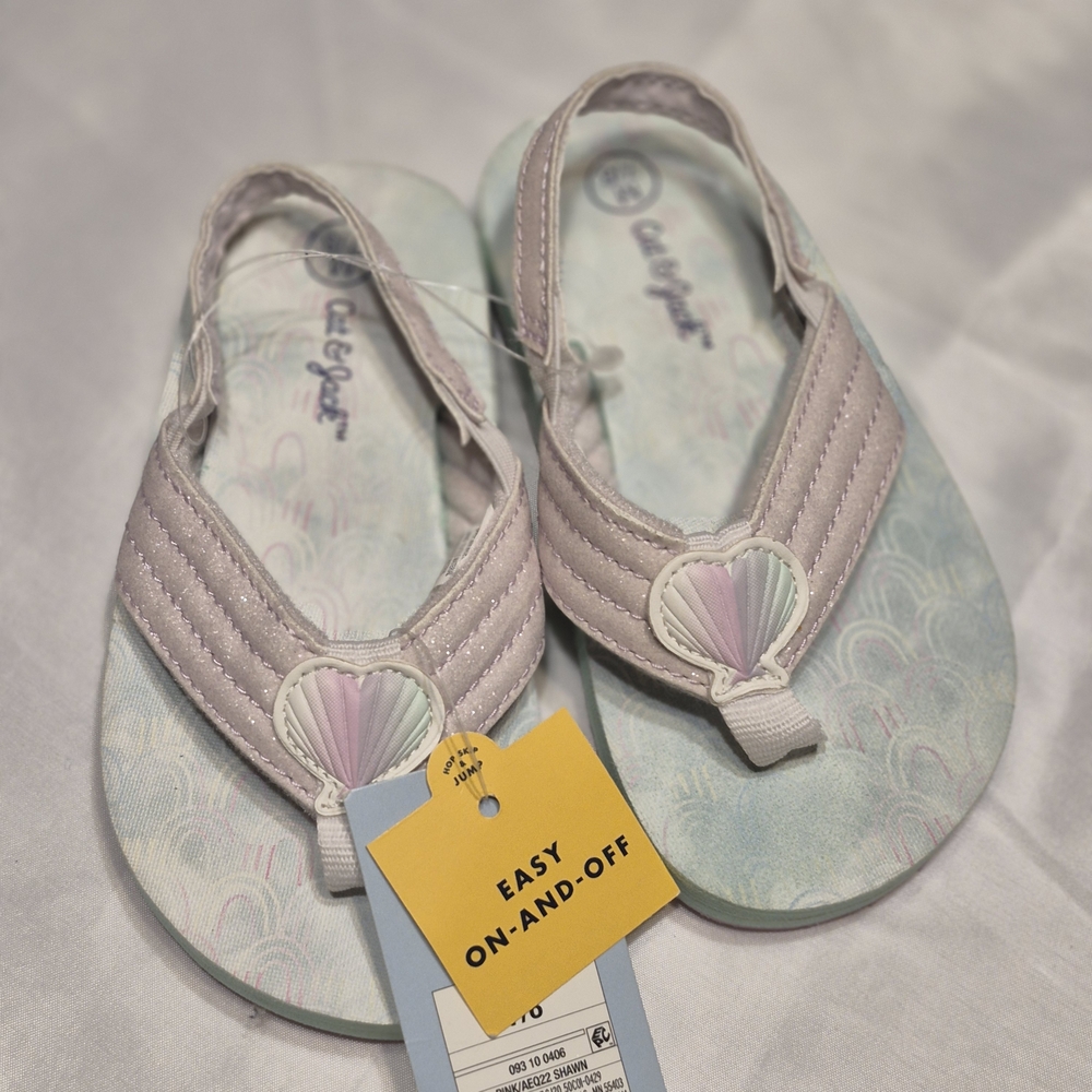 NWTs Cat & Jack Girls Sandals Size 7/8